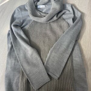 EUC Calvin Klein |  Light Gray Cowl Neck Sweater | sz M
